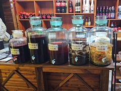 -果松木炭酸菜铜火锅·外婆参鸡汤