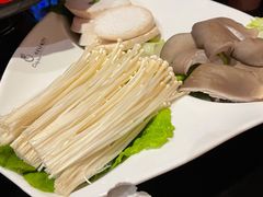 -唯爱KTV聚会餐厅(仙林东城汇店)