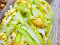 韭黄炒鸡蛋-蓝精灵饺子店