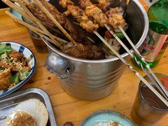 招牌烤羊肉串-炒豆合作社(东四总店)