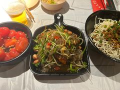 -巴厘龙虾·榜首油焖大虾(音乐学院·沿江酒馆店)