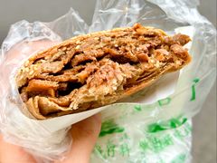 烧饼夹牛肉-实成吉烧饼铺