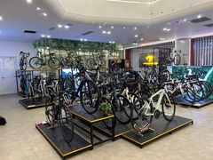 -英派斯健身旗舰店(海信国际中心馆)
