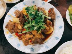 红烧牛肉-梯坎豆花