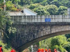 -安吉龙王山峡谷漂流