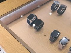 -Apple授权专营店(宝山万达店)