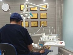 -上海仁爱医院口腔科 · 种植