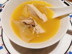 -禧悦楼 · 港味海鲜火锅