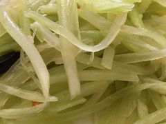 -溢心园香河肉饼总店