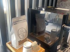 -雲宜贵宾舍酒店(深圳龙东地铁站店)