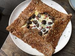 鸡蛋蘑菇熏肉荞麦可丽饼-RAC BAR(安福路店)