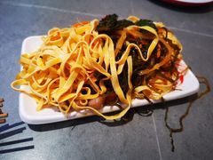 -小国抻面大烧烤馆