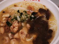 -文山荷鲜居(翠湖店)