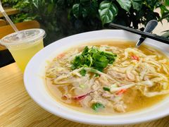 越式酸汤肥牛粉-探越越南牛肉粉(江南西分店)