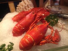 龙虾-广州花园酒店-凌璇阁360度高空海鲜自助餐CAROUSEL