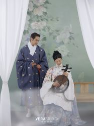 -至臻微拉婚纱摄影