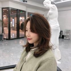 -Moyue HAIR SALON