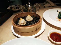 活拆蟹黄小笼包-成隆行·蟹王府(九江路店)