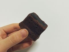榛仁巧克力奇趣杯-玛尔哈巴·塔塔尔糕点(华侨小区店)