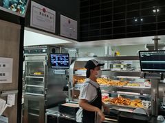 -肯德基(春申店)