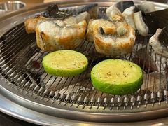 -围炉肉舍丹东海鲜烤肉·烤活鳗(步行街店)