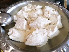 -石磨豆花家常菜·牦牛排土火锅