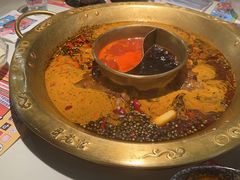 -哥老官重庆美蛙鱼头(宝山龙湖店)