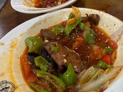 -歹歹的加个面过油肉拌面