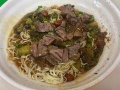 -阿阳牛腩腌面店