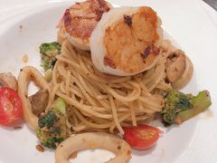 佛罗伦斯花枝干贝面-Dazzling Cafe 蜜糖吐司专卖店
