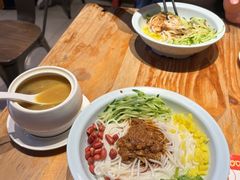 -云味馆米线(广州白云凯德店)