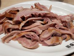 -六泰居·尔滨地标·东北菜(泰山路店)