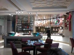 -咖啡苑自助餐厅·中国大饭店