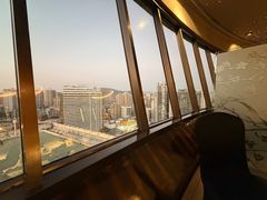 -广州花园酒店-凌璇阁360度高空海鲜自助餐CAROUSEL