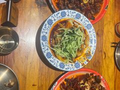 -柴窝堡22号辣子鸡·传承新疆菜