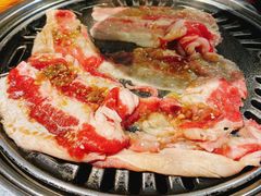 精品牛五花-唯成•韩国炭火烤肉 유성고기