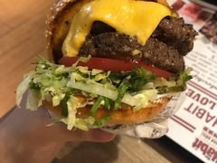 -The Habit Burger Grill 哈比特汉堡(复兴soho店)