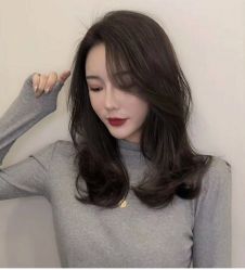 -BULB STUDIO 巴柏明星发型工作室