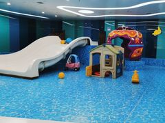 -Swim斯卫姆国际儿童游泳中心(红博中央公园店)