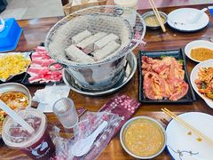 -韩风烤牛肉冷面店