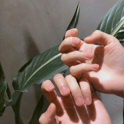 -纤贝儿美甲·科技美肤