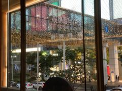 景观位-星巴克臻选(广州高德置地秋广场店)