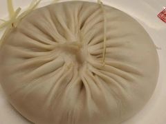 蟹黄汤包-老季市(康宁路店)