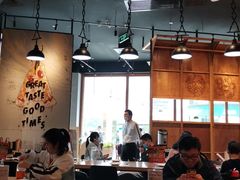 大堂-必胜客(滨江店)