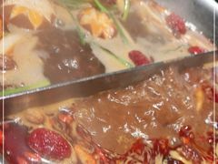 -湊湊火锅·茶憩(新中关购物中心店)
