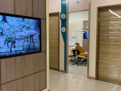 -维乐口腔(美维云门诊陆家嘴店)