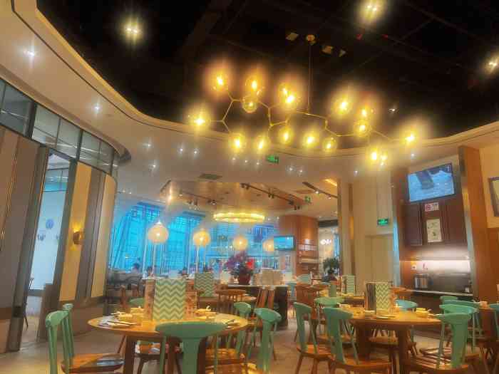 莆田餐厅putien(颐堤港店)-"好吃 环境不错 坐的有点挤了,平时去好,.