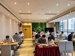 -麗枫酒店(深圳机场福永地铁站店)