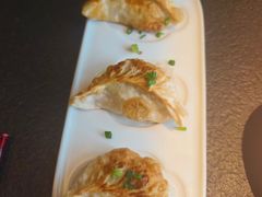 -蝴蝶里·粤菜·点心(滨江龙湖店)