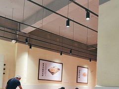 -罗霸蛮老岳阳大排档·鲜货烧烤·土吊子煨砂锅烧菜